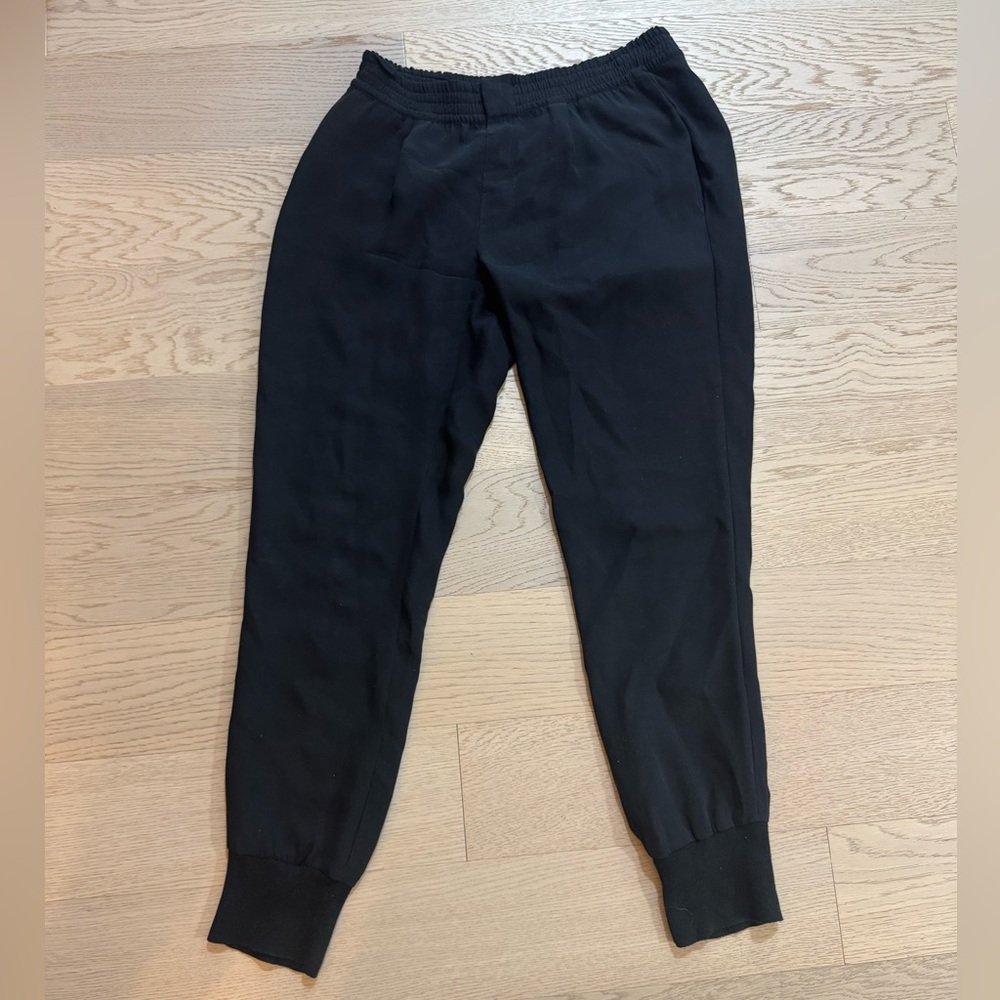 Vince Silk Jogger Pants Black Lightweight Elastic Ankle Waist Size Small